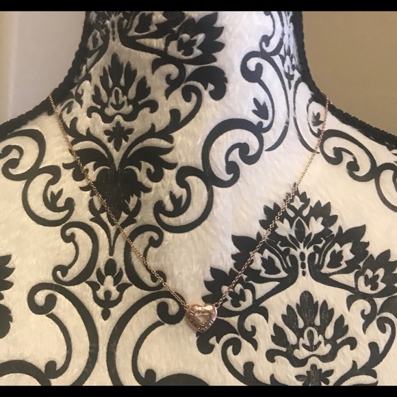 ✨COACH✨LAST 1! Rose Gold Heart Shaped Necklace NEW - Picture 6 of 8